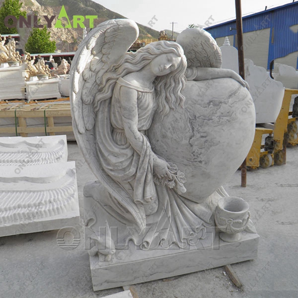 heart of angel statue