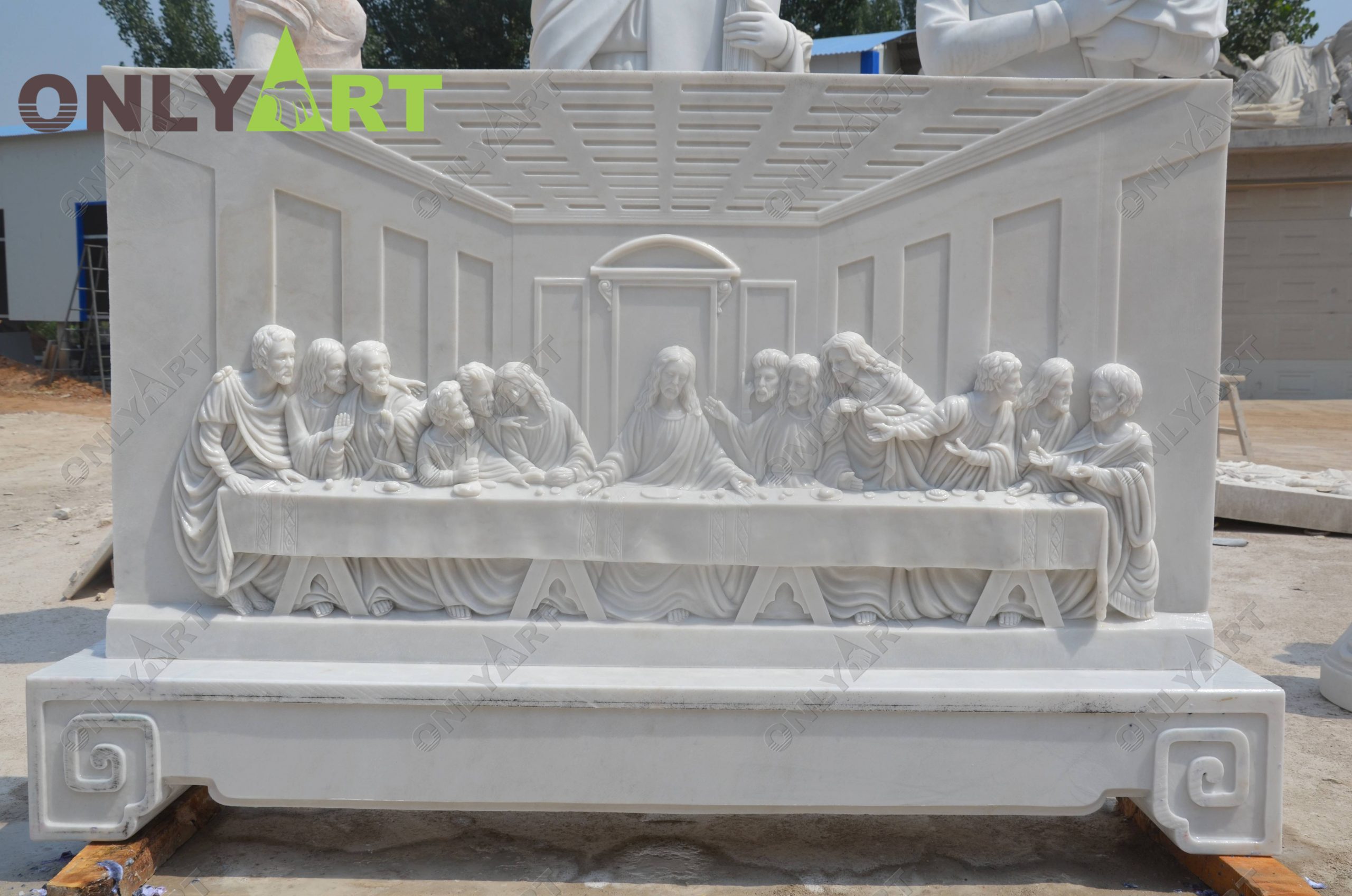 the last supper statue